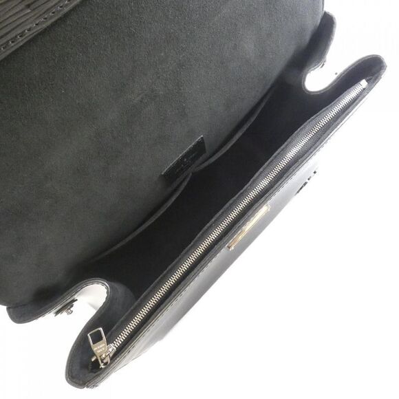 Louis Vuitton Epi Cluny MM M41302 Bag - Picture 8 of 10